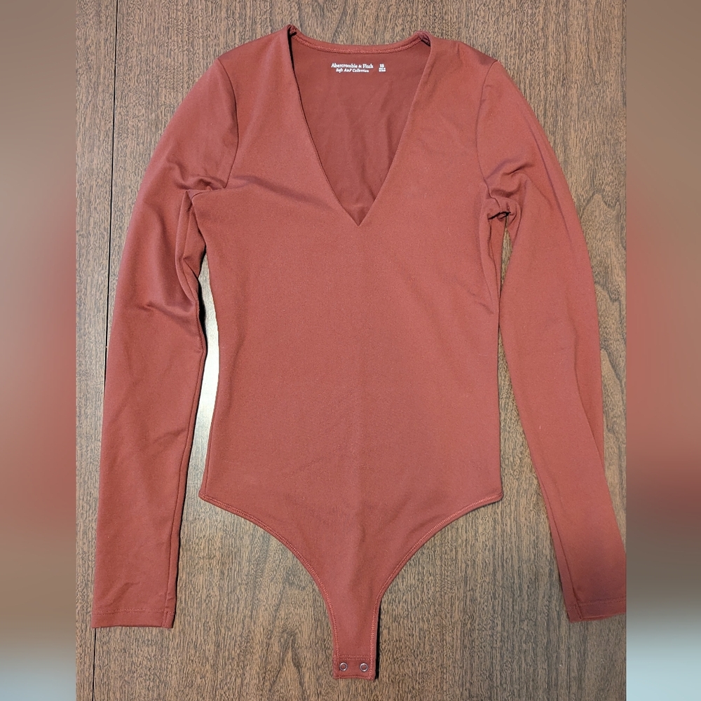 Abercrombie & Fitch Rust V Neck Bodysuit